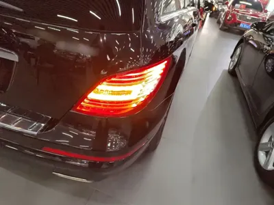 Mercedes-Benz R-Class