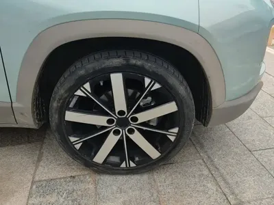 Geely ICON
