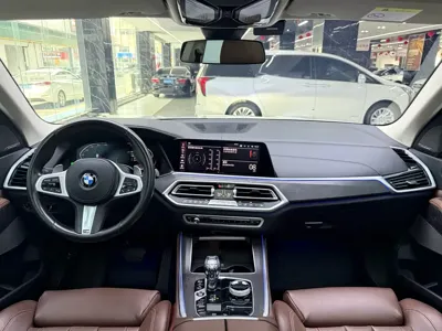 BMW X5 (Import)