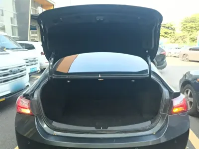 Chevrolet Malibu XL