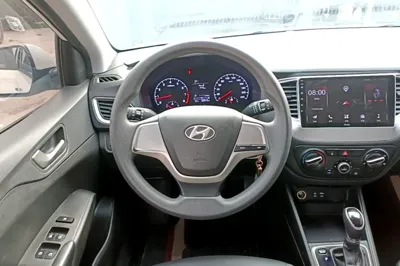 Hyundai Verna RV