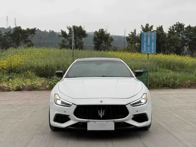 Maserati Ghibli