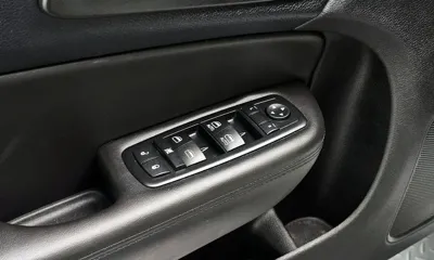 Chrysler 200
