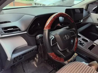 Toyota Granvia