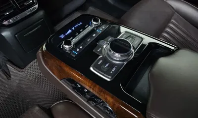 Genesis EQ900
