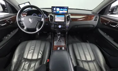 Hyundai Equus