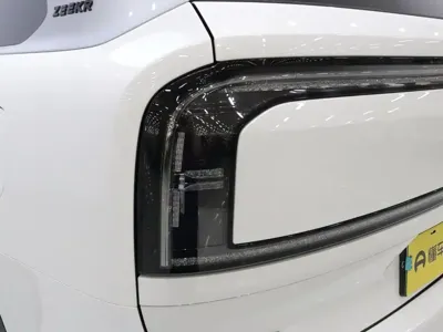 Zeekr 极氪9X