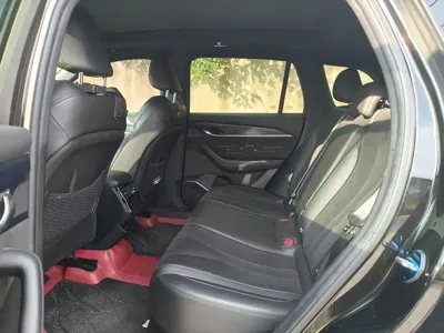 Geely Xingyue L