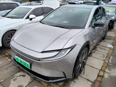 Toyota 丰田bZ5