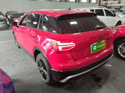 Audi Q2L