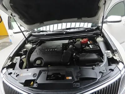 Lincoln MKS
