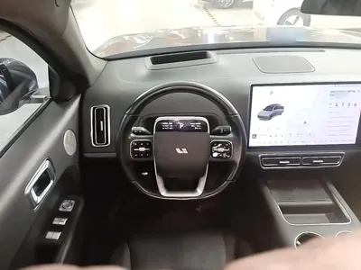 Li Auto Li L7