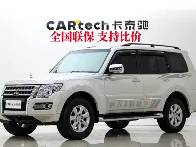 Mitsubishi Pajero (Import)