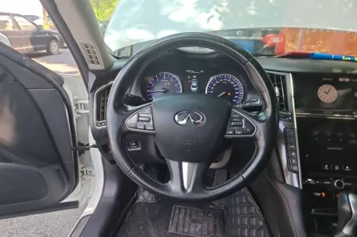 Infiniti Q50L