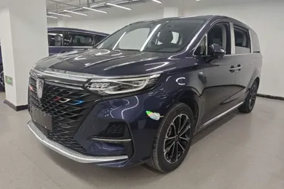 Roewe iMAX8