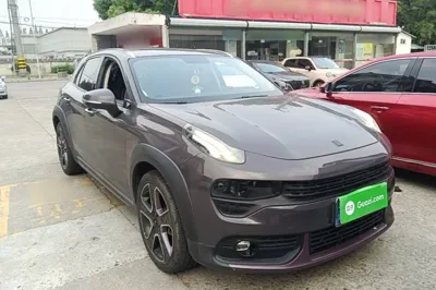 Lynk & Co 02
