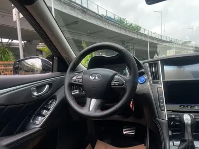 Infiniti Q50L