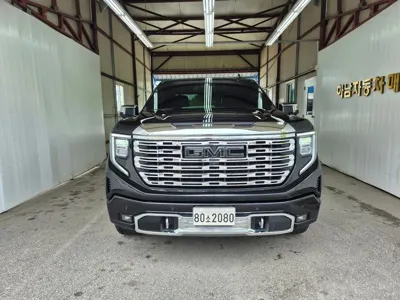 GMC Sierra