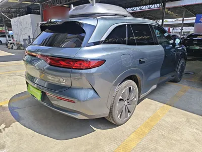 BYD Tang L
