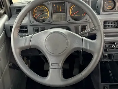 Mitsubishi Pajero (Import)