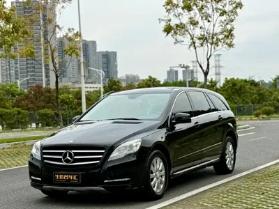Mercedes-Benz R-Class