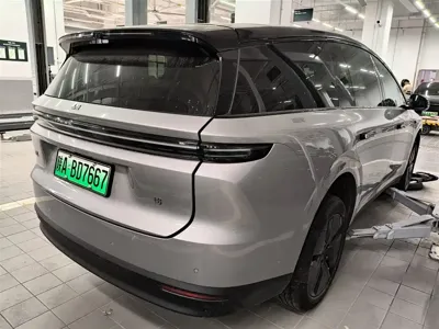Li Auto 理想i8