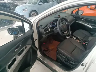 Suzuki S-Cross