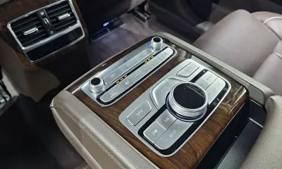 Kia K9