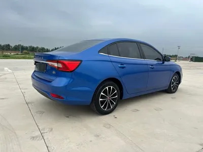 Roewe i5