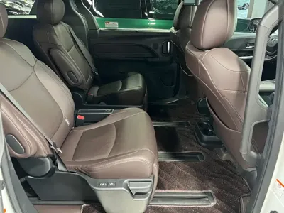 Toyota Granvia