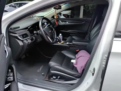 Cadillac XTS