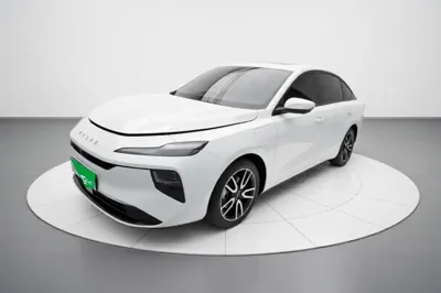 Roewe D6