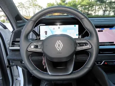 Renault-KoreaSamsung Grand Koleos
