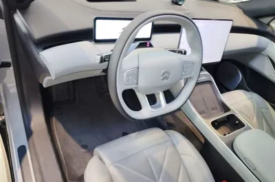 Nio ET5T