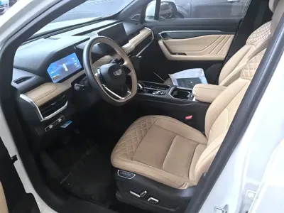 Geely Haoyue L