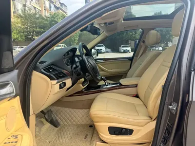 BMW X5 (Import)