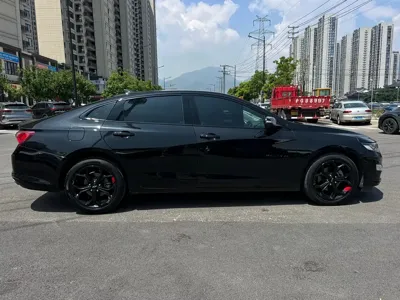 Chevrolet Malibu XL