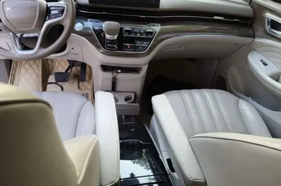 Roewe iMAX8