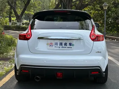 Infiniti ESQ