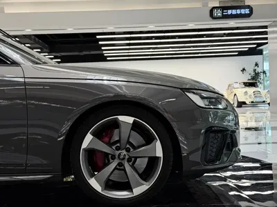 Audi S4