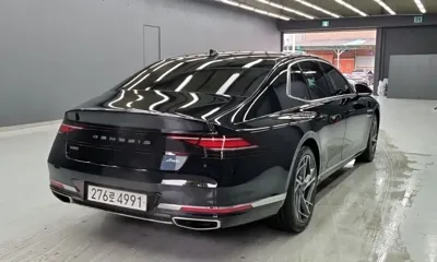 Genesis G90