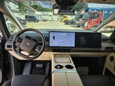 Li Auto Li MEGA