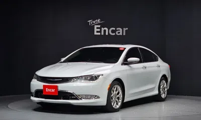 Chrysler 200