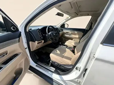Mitsubishi Outlander (Import)