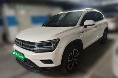 Volkswagen Tharu