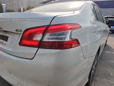 Peugeot 408