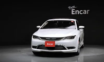 Chrysler 200