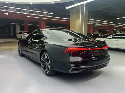 Audi A7L