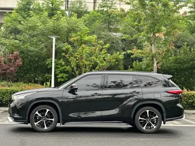 Toyota Crown Kluger