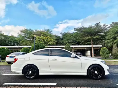 Mercedes-Benz C-Class (Import)